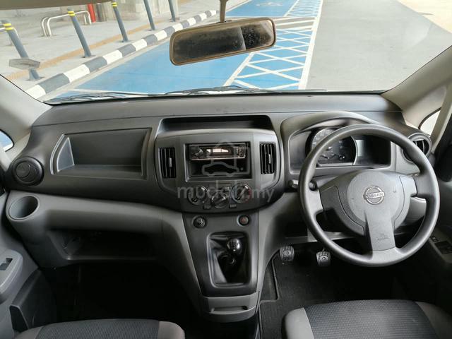 2022 Nissan NV200 1.6 (M) Panel Van - 5
