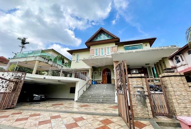 Double storey bungalow @ Tropicana Country Gold Resort for rent 1
