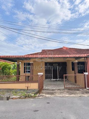 RENOVATED SEMI D TMN SERI WANG‼️FULL LOAN BOOKING 1k‼️2454sqft 1