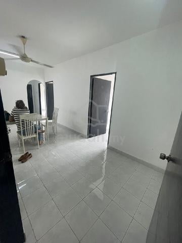 Pangsapuri Seri Tanjung 1