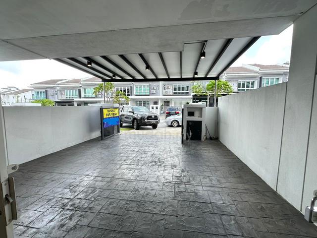 Partly Furnish Double Storey Terrace Adiva Serenia City Sepang 1