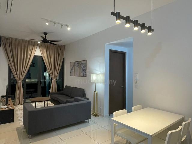 Queens Residences Q2 @ Queens Waterfront 1