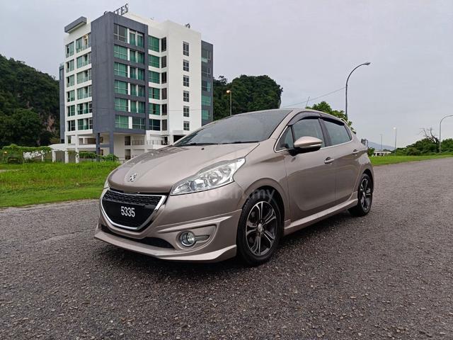 2014 Peugeot 208 1.6 VTi ALLURE (A) - 1