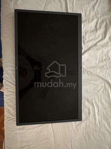 LG UltraFine 5K 27MD5KL LCD Panel Matrix (Working) - photo 2 of 3