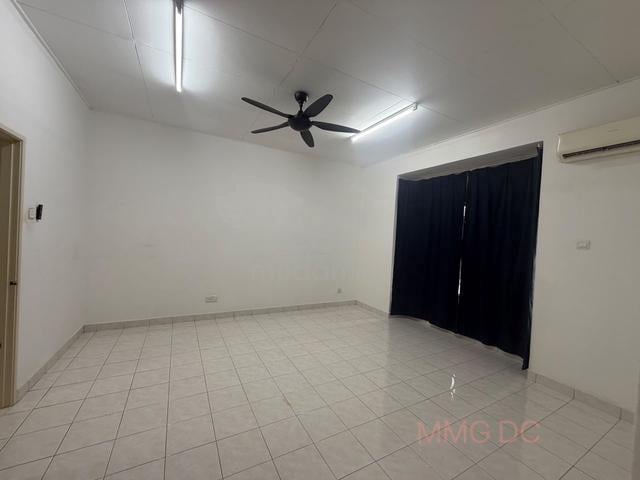 Double Storey House at Jenaris Phase Bandar Botanic Klang for rent π‘ 1