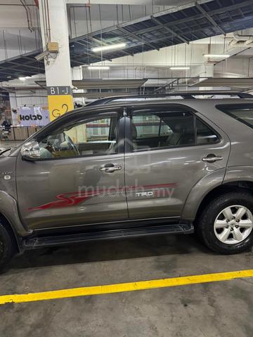 2011 Toyota FORTUNER 2.7 V (A) - 3