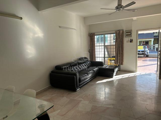 USJ 3D 2sty terrace Easy access to Federal highway Guarded 1
