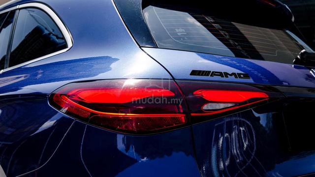 Mercedes Benz GLC300 2.0 AMG CONVERT GLC63 2025 - 5