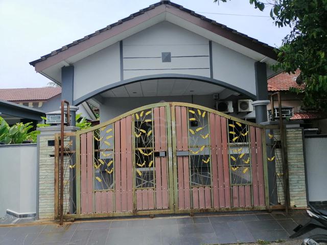 SEMI-D 1 TINGKAT Area Geliga Teluk Mak Nik 1