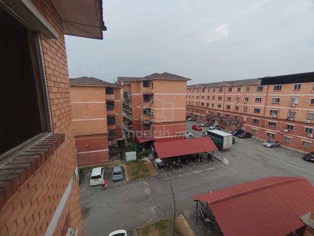 Rajawali Aparment (Bandar Country Homes) 1