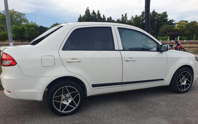 2013 Proton FLX 1.3 (A) Executive - 4