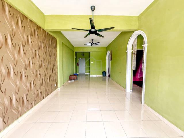 Pangsapuri Cempaka, Taman Salak Maju 4