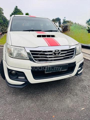 2015 Toyota HILUX 2.5 G TRD SPORTIVO MY14 KUN25R - 1