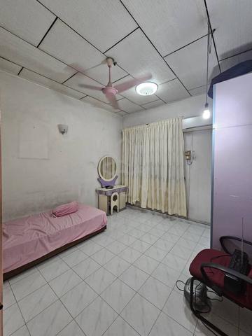 Double Storey Terrace House , Taman Tasek @ Jalan Lembah, Johor Bahru 1