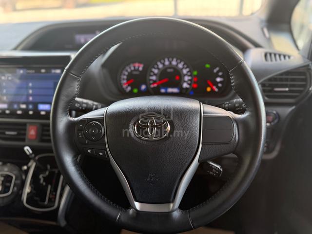 2021 Toyota VOXY 2.0 ZS KIRAMEKI III (A) - 4