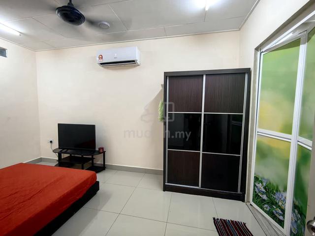 5min Walking Distant to FIZ (industrial area) 1