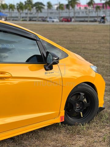 2018 Honda JAZZ 1.5 V (A) - 4