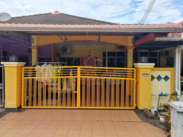 Single Storey Terrace Intermediate House for Sale at Permyjaya Miri 1