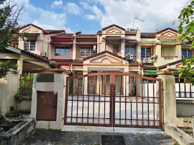 FACING OPEN🔥🔥 2 Storey Link Terrace USJ 22 Subang Jaya 1