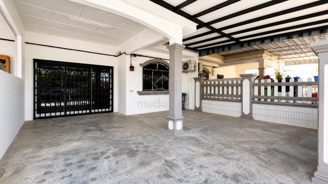 Renovated Single Storey Terrace House in Taman Delima 1
