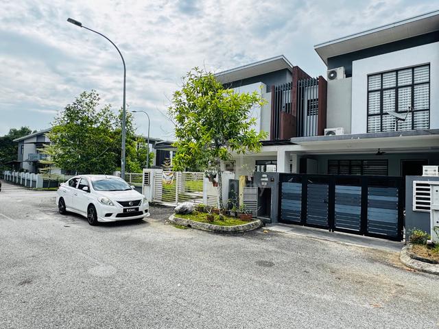 Renovated Extended DoubleStorey Terrace Garden Height Bdr Tasik Puteri 1