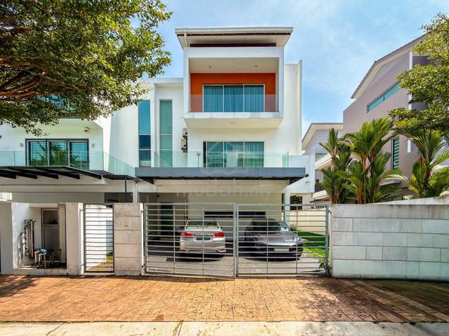 3 Storey Semi-D, Laman Bayu, Seksyen 11 Kota Damansara 1