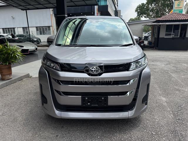 TOYOTA NOAH X 2.0(a)UNREG 2023 - 2