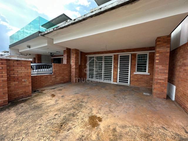 2 Storey Terrace House, Cassia East, Goodview Heights, Kajang. 1