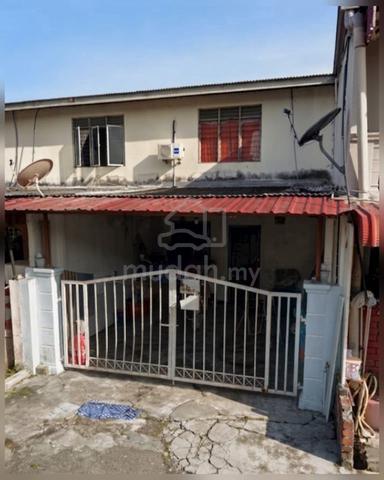 Rumah 2 Tingkat Taman Desa Rusa Port Dickson 1