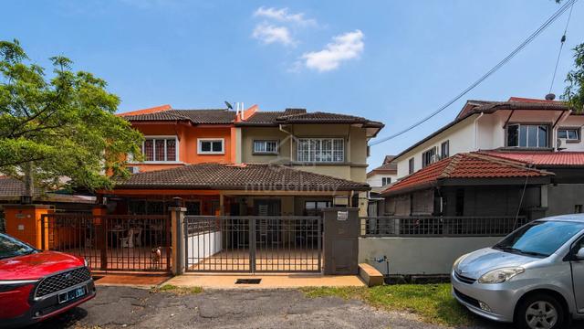 FACING OPEN! END LOT Double Storey Terrace Prima Saujana Kajang 1