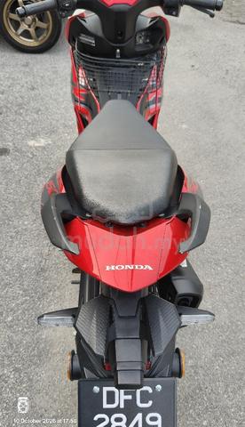 Carousel Image