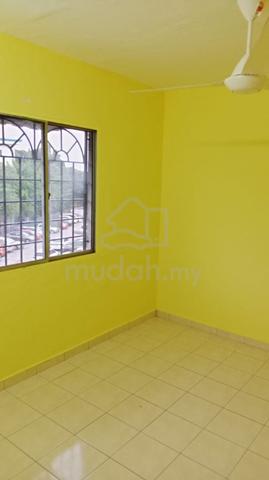 Apartment Lestari (Damansara Damai) 1
