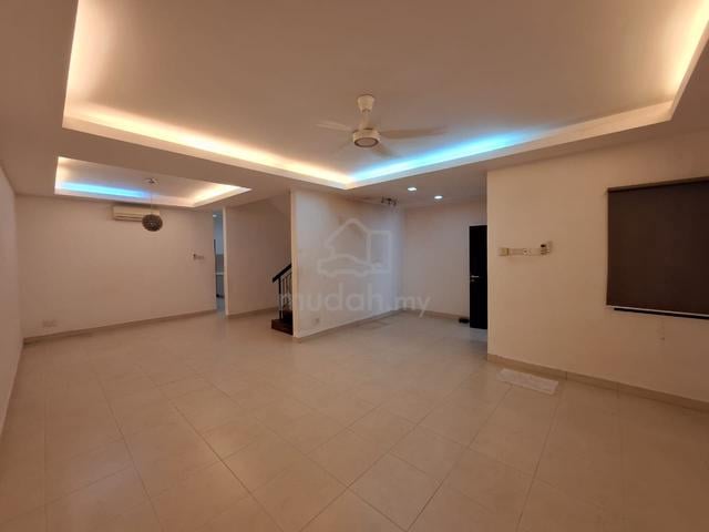 Bandar Puteri Puchong Jaya Wawasan 2.5sty 5rooms 4baths ample parking 1