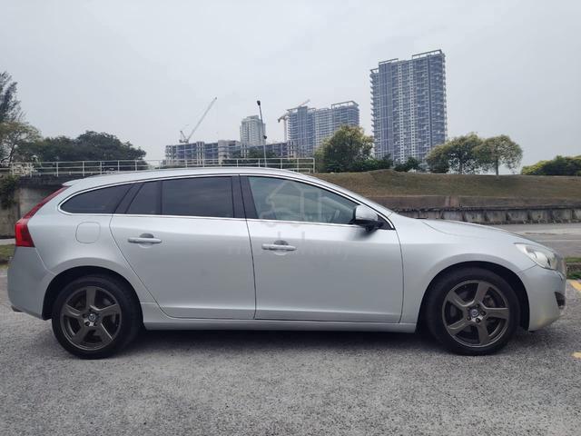 Volvo V60 1.6 T4 (A) 1 DIRECTOR OWNER TIPTOP! - 3