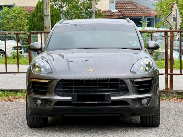2015 Porsche MACAN 2.0 (A) F/S/R Porsche Ara - 2