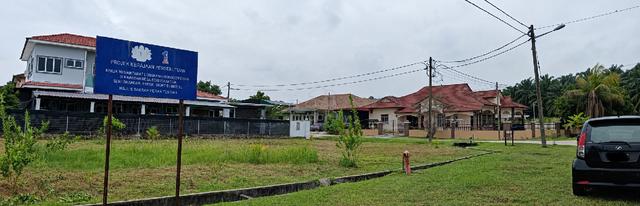 Corner lot for sale 1