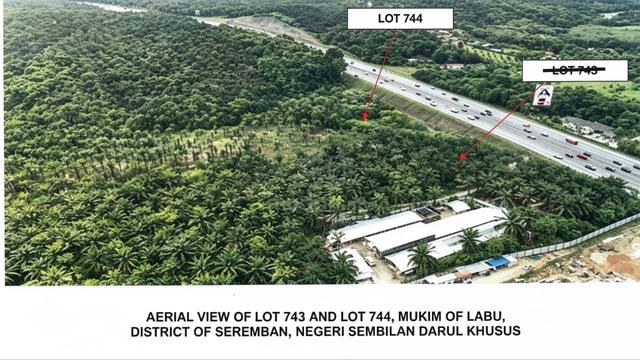 Tanah Sebelah Plus 1