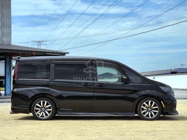 2017 Honda STEPWAGON 1.5 G (A) 5 TAHUN WARRANTY - 4