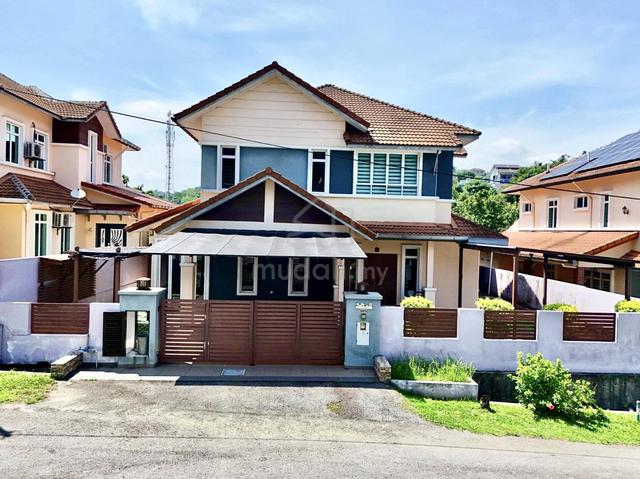 RENOVATED 2 Storey Bungalow Desa Villa Idaman, Sungai Merab, Bangi 1