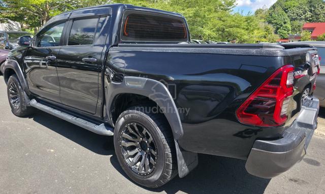 2022 Toyota HILUX D/C 2.8 A ROGUE FL (AT) (4X4)🖤❤ - 4