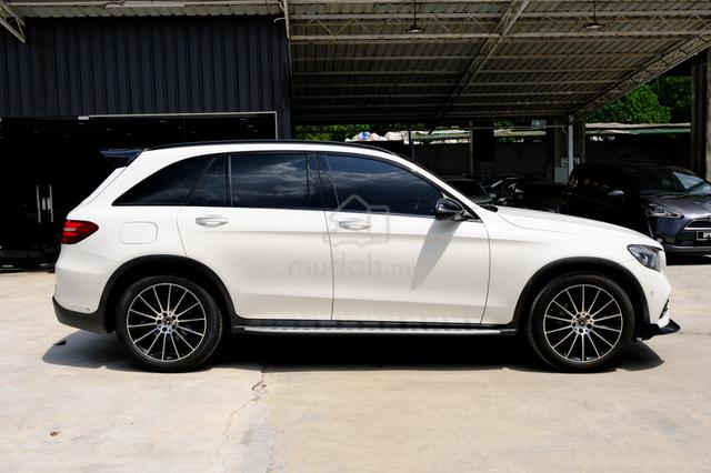 Mercedes Benz GLC250 2.0 AMG SHOWROOM CAR 1 DATIN - 3