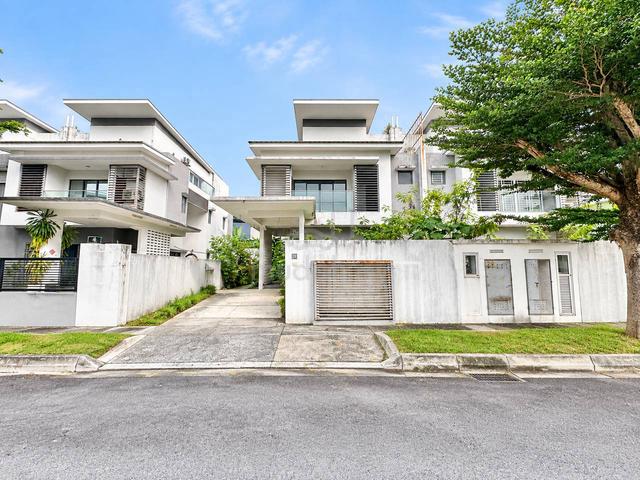 SEMI D Kayumanis Garden Villas Seksyen 5 Bandar Baru Bangi 2.5 Storey 1