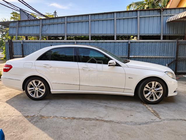 2010 Mercedes Benz E-250 CGI BLUEEFCY 1.8(A) - 2
