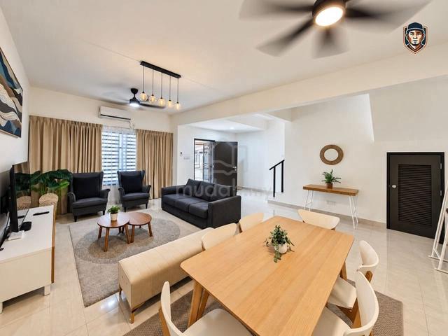 Homestay Fully Furnished Untuk Dijual‼️Setia Fontaines📍Strategik Area 1