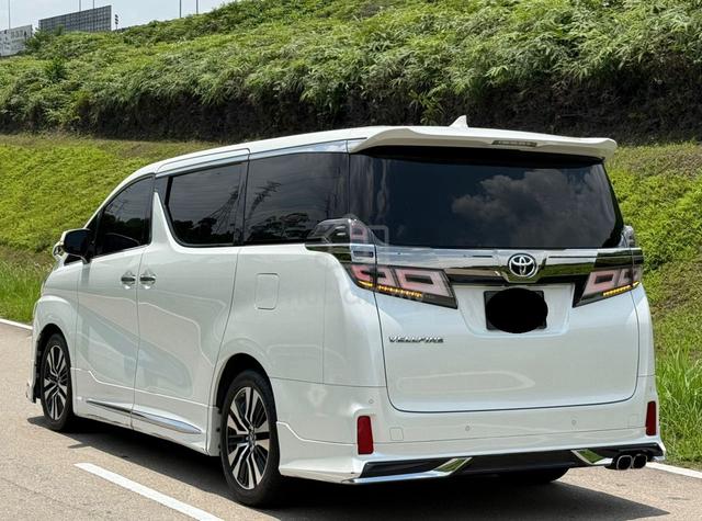 2018/2020 Toyota VELLFIRE 2.5 ZG SUNROOF PILOTSEAT - 2