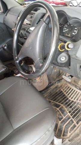 2013 Toyota HILUX 2.5 VNT FACELIFT (M) - 3