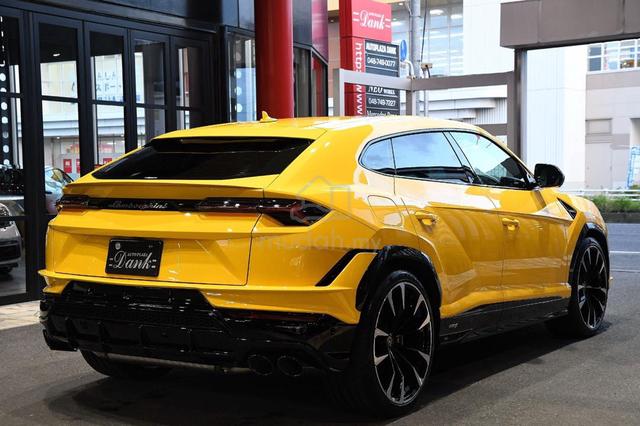 PRE-BOOK OFFER 2023 Lamborghini Urus S 4.0 - 2
