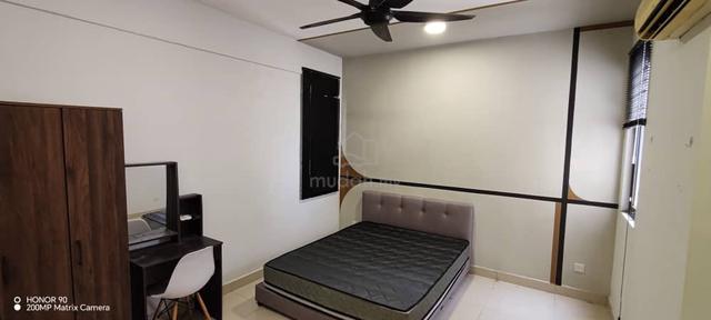 sfera room for rent 1