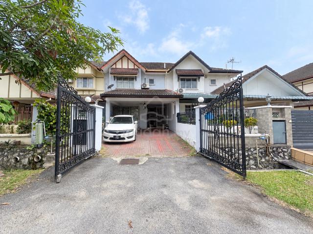 FACING OPEN❗️CHEAPEST USJ 17 Double Storey Terrace Subang Jaya 1