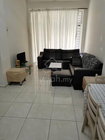 University Green Apartment 1